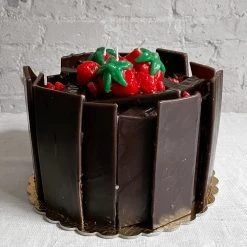 Cereria Introna Torta Stecche Chocolate Sticks Cake Candle With Strawberry Topping