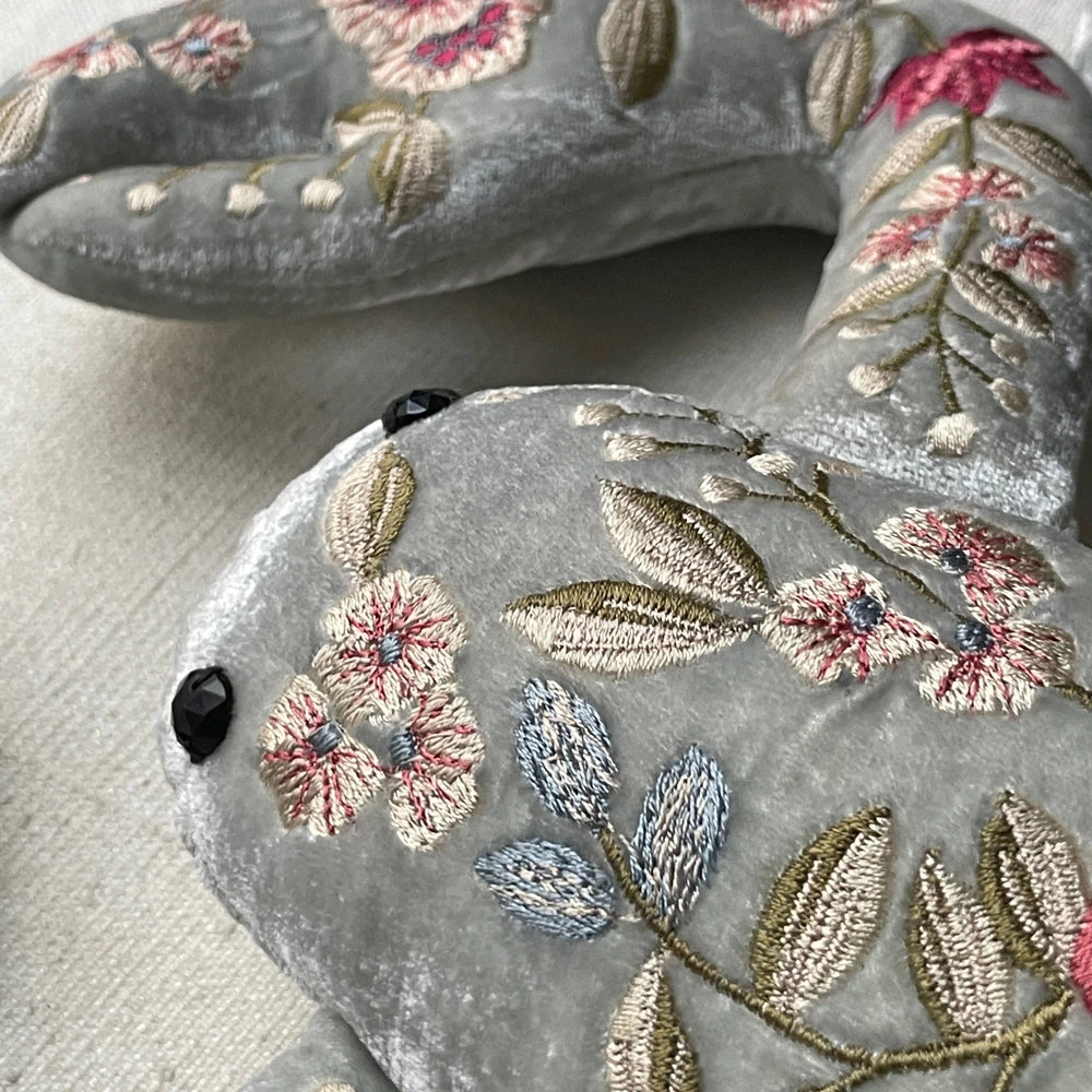 Anke Drechsel Liza Silk Velvet Lobster In S Blue Anke Drechsel Embroidered Animals 4 Anke Drechsel Liza Silk Velvet Lobster In S Blue Anke Drechsel Embroidered Animals