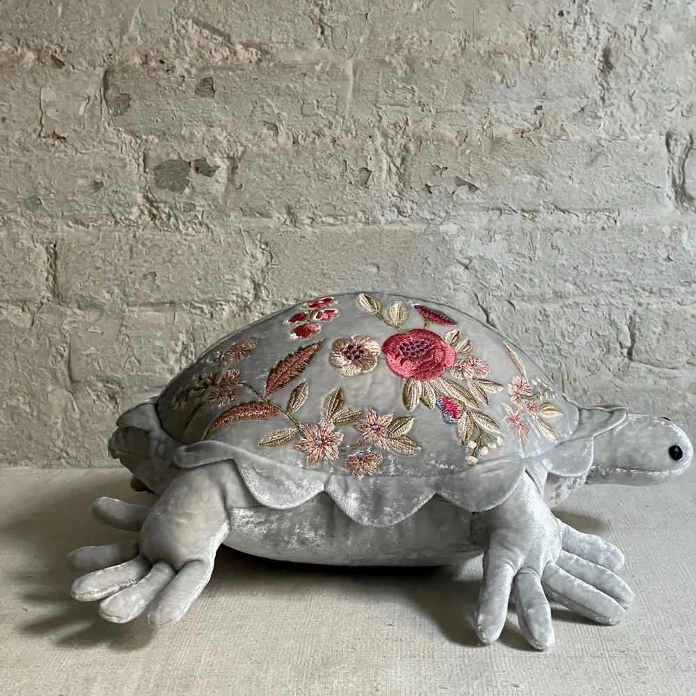 Anke Drechsel Liza Silk Velvet Embroidered Medium Turtle In S Blue Anke Drechsel Embroidered Animals 3 Anke Drechsel Liza Silk Velvet Embroidered Medium Turtle In S Blue Anke Drechsel Embroidered Animals