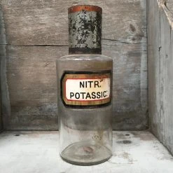 Vintage 19th Century Apothecary Jar - Nitr: Potassic: Glassware
