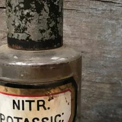 Vintage 19th Century Apothecary Jar - Nitr: Potassic: Glassware