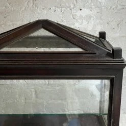 Vintage 19th Century English Display Case Vintage & Antiques 14 Vintage 19th Century English Display Case Vintage & Antiques