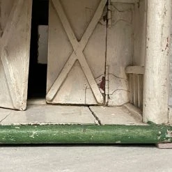 Vintage & Antiques Vintage Green Folk Art Cabin