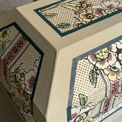 Object D'art Antoinette Poisson Medium Wedding Box In Guirlandes De Fleurs 1A
