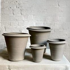 Ben Wolff Flower Pots In Grey With Decorative Edge Ceramic & Porcelain Fruit
