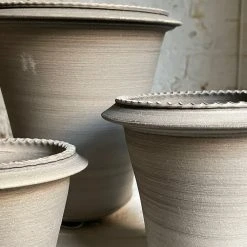 Ben Wolff Flower Pots In Grey With Decorative Edge Ceramic & Porcelain Fruit