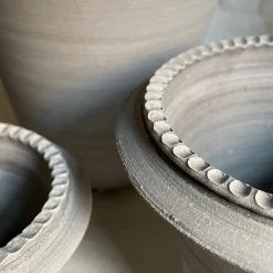 Ben Wolff Flower Pots In Grey With Decorative Edge Ceramic & Porcelain Fruit