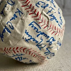 Bernie Kaminski 1977 New York Yankees Souvenir Baseball Object D'art