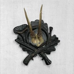 Vintage Vintage & Antiques Antique Black Forest Carved Antlers With Carved Plaque (H43)