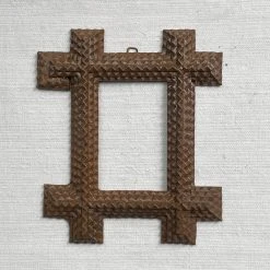 Vintage Frames Antique Black Forest Carved Frame (SF601)