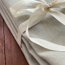 Set Of 6 Busatti Napkin Set In Light Gray Dining & Tabletop