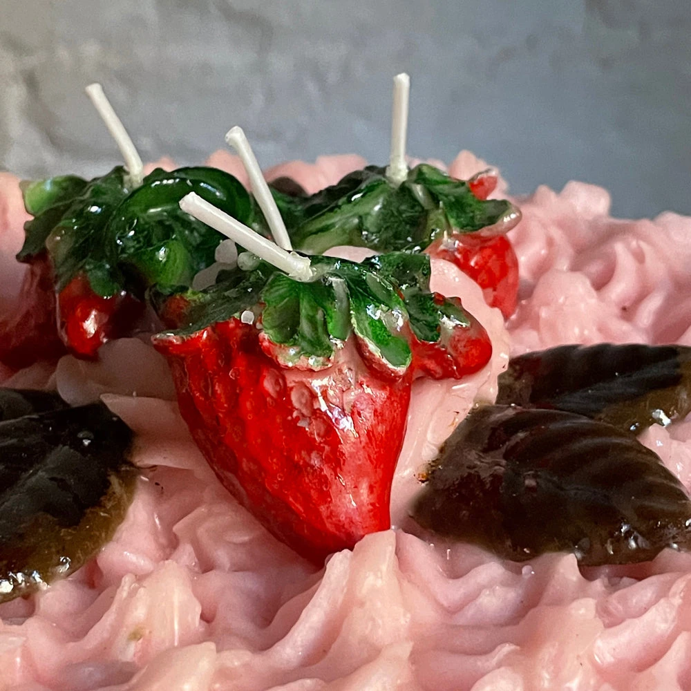 Cereria Introna Art & Objects Torta Al Cartoccio Rosa Chocolate Cake With Strawberries 5 Cereria Introna Art & Objects Torta Al Cartoccio Rosa Chocolate Cake With Strawberries