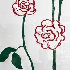 Hugo Guinness Art & Objects Green And Red Roses