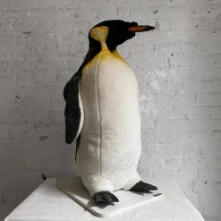 Michel Taillis Création Art & Objects Animated Penguin
