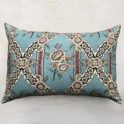 Antoinette Poisson Textiles & Rugs Medium Guirlandes De Fleurs Pillow (No. 1A) With Linen Backing