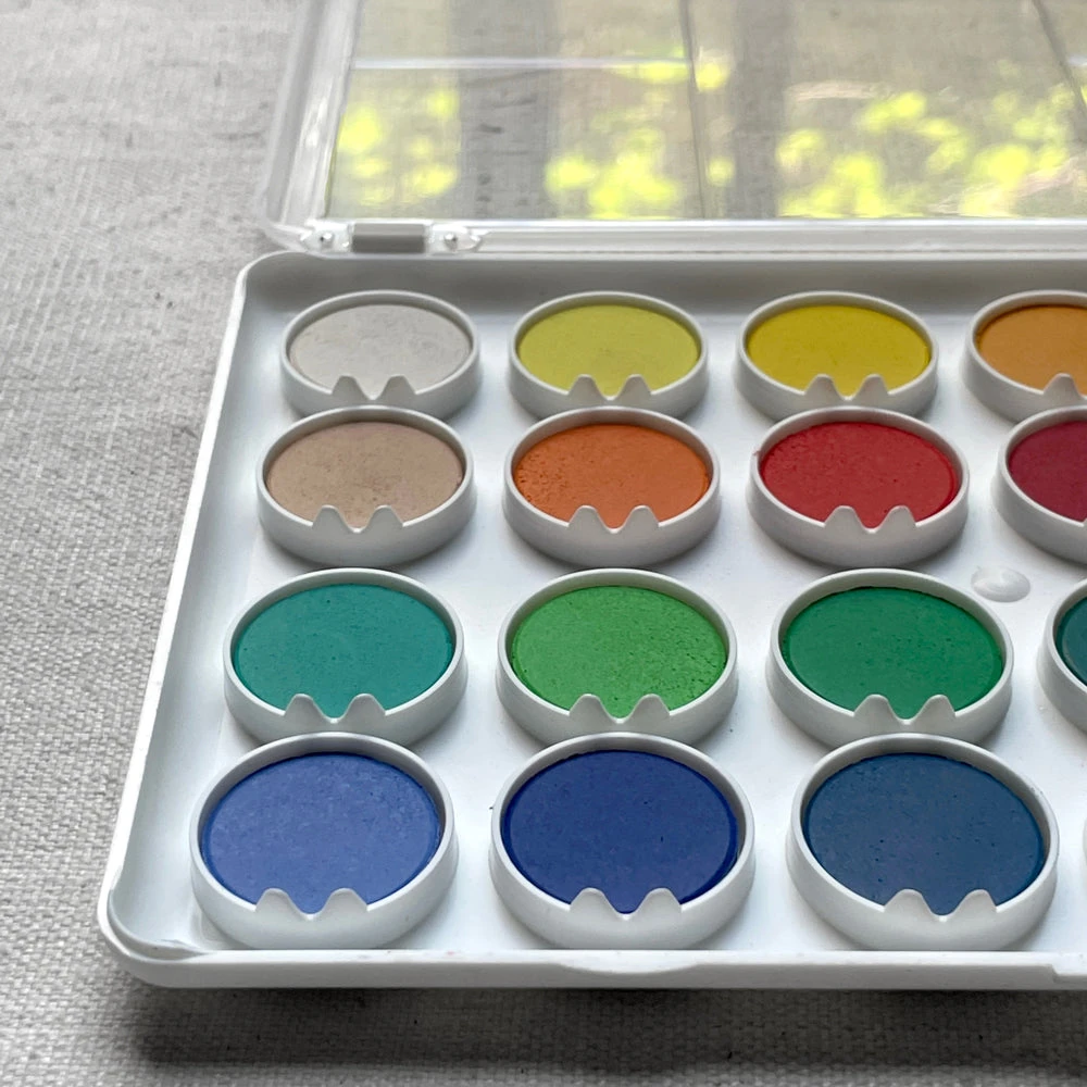 Supereditions Watercolor Set - 24 Colors Art & Objects